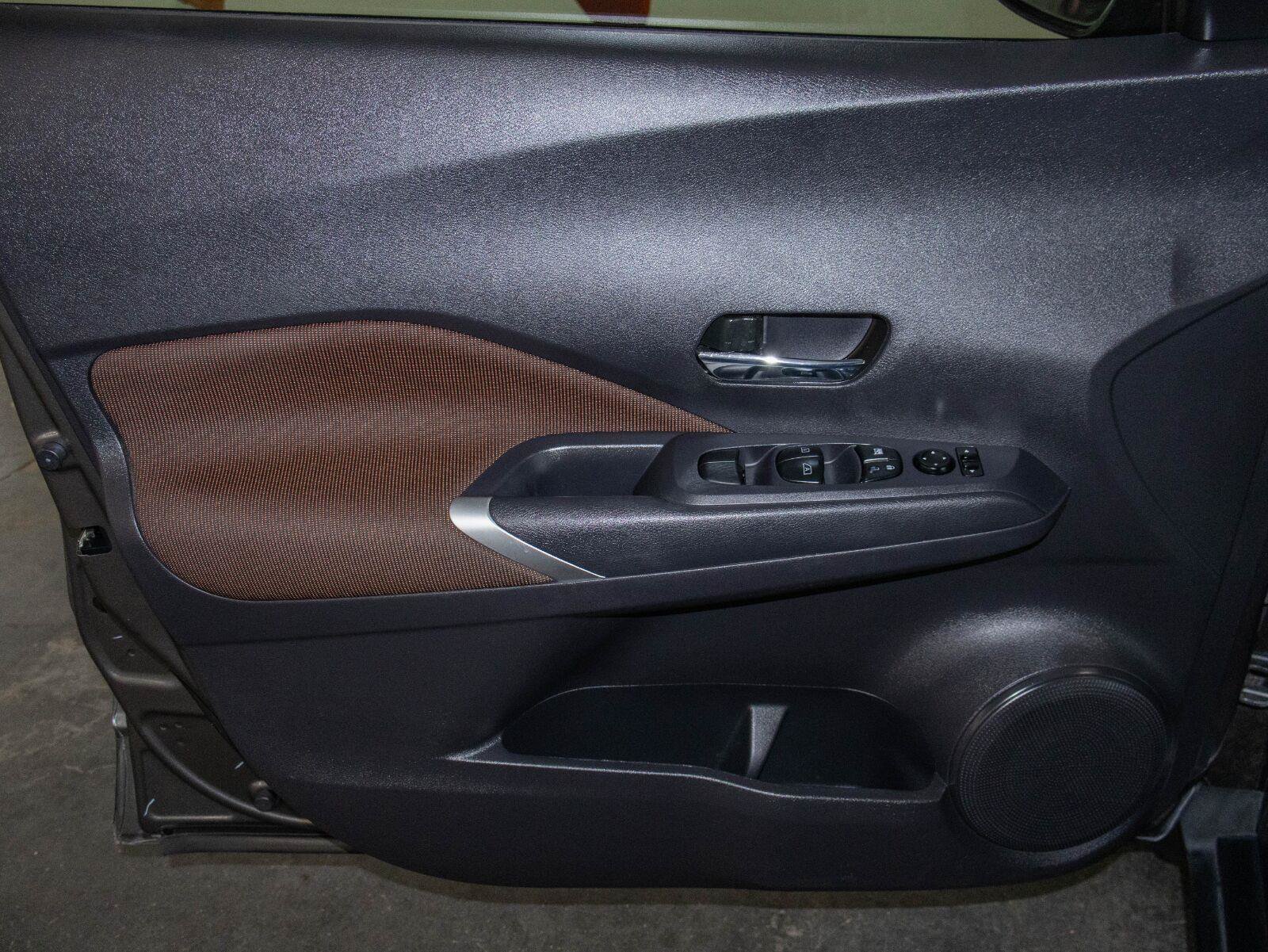 Used 2023 Nissan Kicks SR FWD image 10