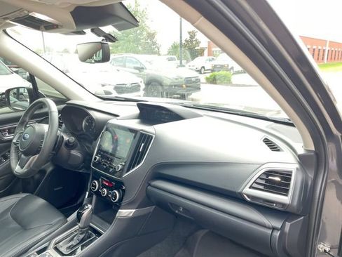 Certified 2023 Subaru Forester Touring AWD/4WD image 18