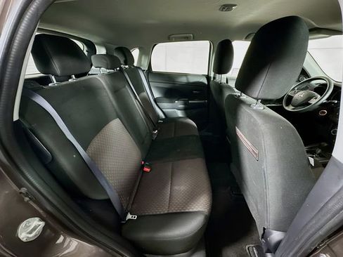 Used 2018 Mitsubishi Outlander Sport ES image 25