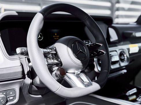 Used 2026 Mercedes-Benz G 63 AMG 4MATIC image 39