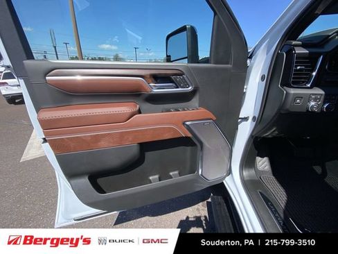 New 2026 GMC Sierra 3500 Denali Ultimate AWD/4WD image 24