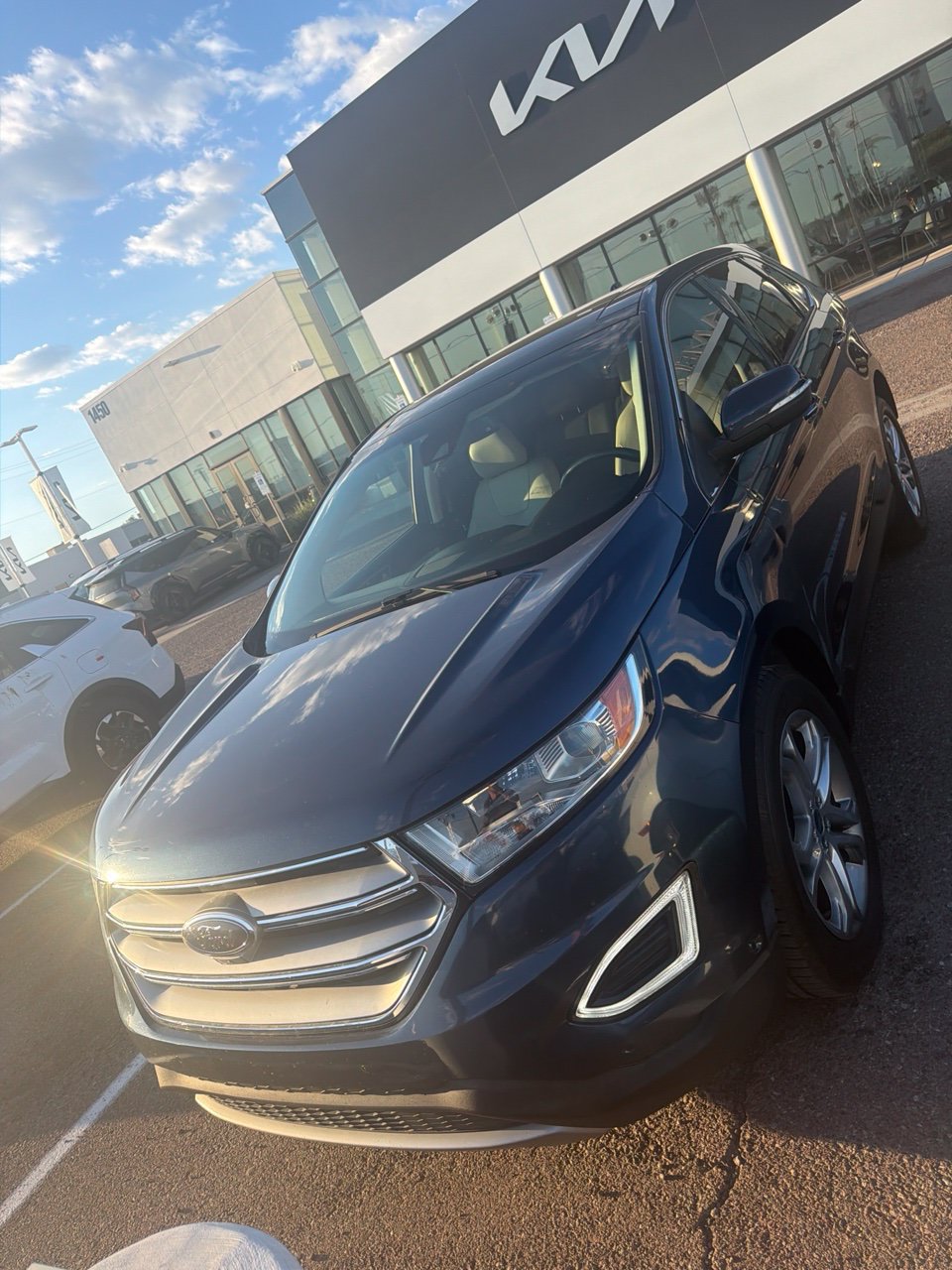 Used 2017 Ford Edge Titanium w/ Equipment Group 302A FWD image 9