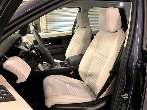 Certified 2025 Land Rover Discovery Sport S image 15