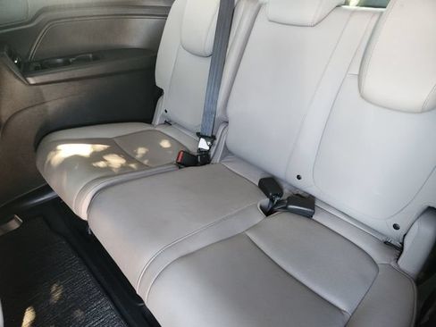 Used 2022 Honda Odyssey EX-L image 29