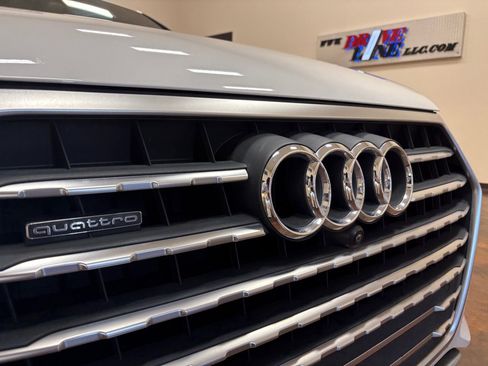 Used 2018 Audi Q7 3.0T Prestige AWD/4WD image 49