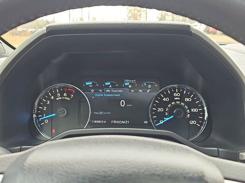 Used 2015 Ford F150 Lariat w/ Equipment Group 502A Luxury image 20