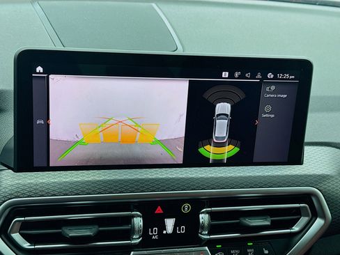 Used 2023 BMW X4 xDrive30i w/ M Sport Package image 10