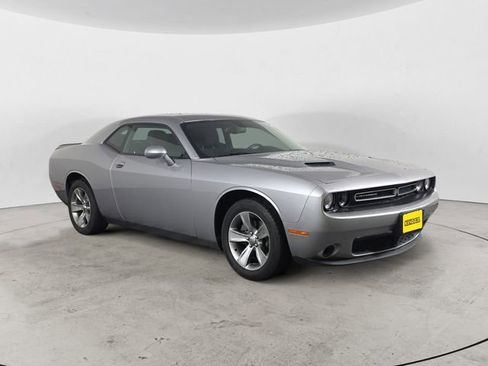 Used 2015 Dodge Challenger SXT w/ Sound Group RWD image 7