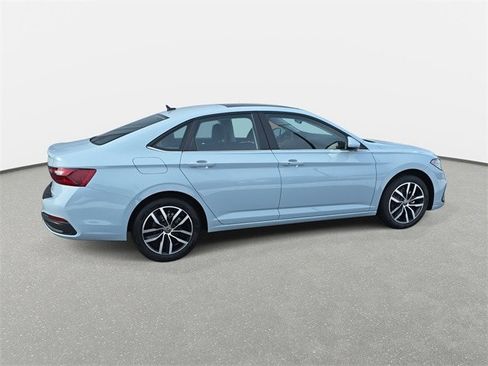 New 2026 Volkswagen Jetta SE image 4