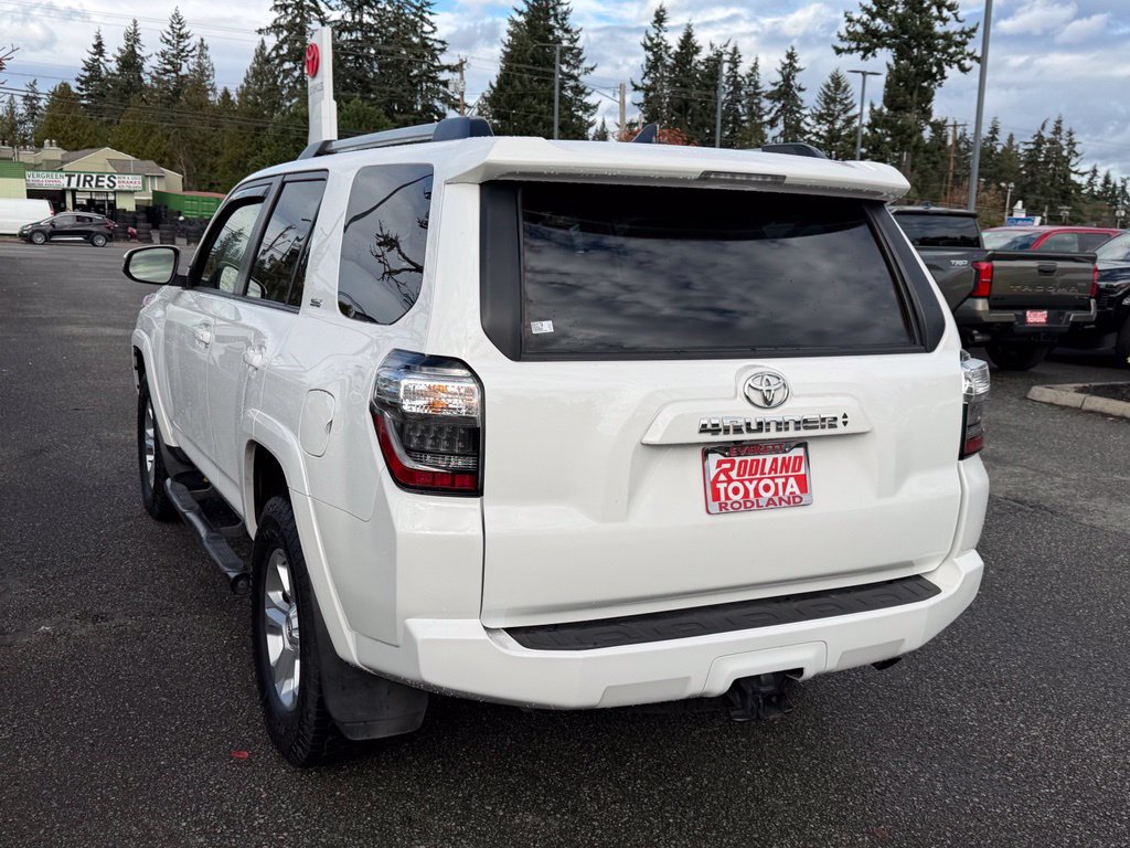 Used 2023 Toyota 4Runner SR5 Premium w/ Moonroof Package AWD/4WD image 9