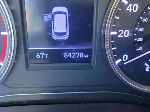 Used 2019 Hyundai Santa Fe SE image 23