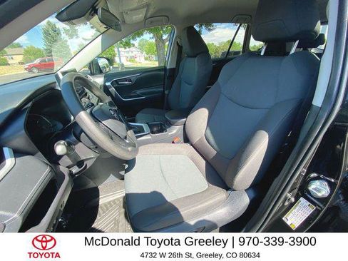 Certified 2025 Toyota RAV4 XLE AWD/4WD image 11