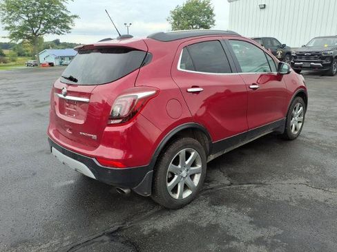 Used 2019 Buick Encore Essence w/ Experience Buick Package AWD/4WD image 5