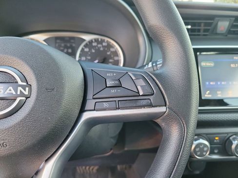 Certified 2022 Nissan Kicks S image 19