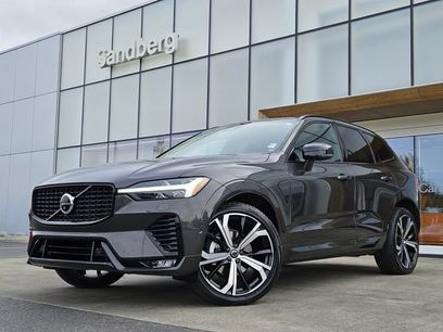 Certified 2023 Volvo XC60 B5 Ultimate w/ Climate Package