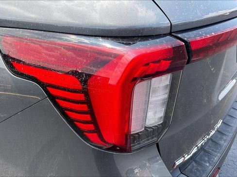 Certified 2026 Ford Explorer Platinum AWD/4WD image 30