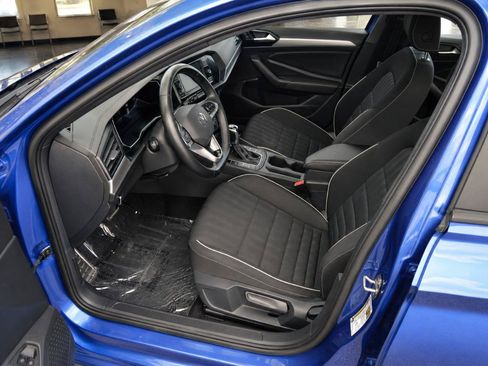 Used 2024 Volkswagen Jetta Sport FWD image 10