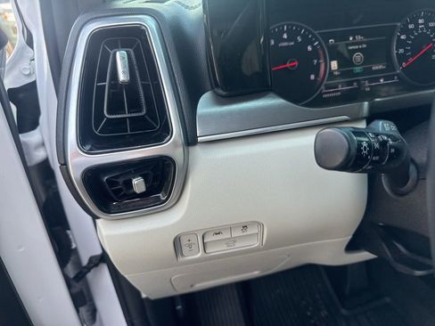 Used 2022 Kia Sorento SX FWD image 21