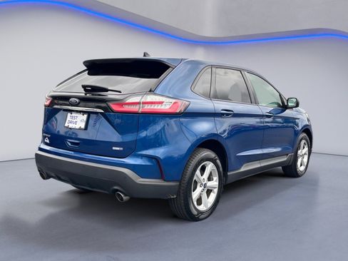 Used 2020 Ford Edge SE image 10