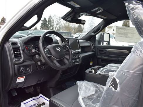 New 2025 RAM 5500 Tradesman image 17