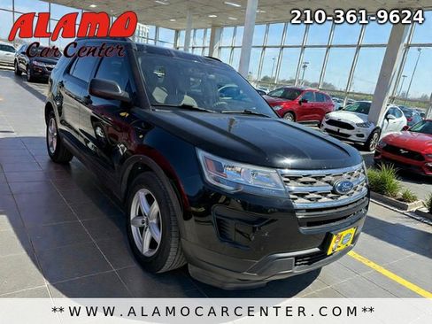 Used 2018 Ford Explorer XLT image 8