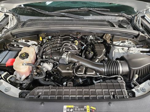 Used 2021 Jeep Grand Cherokee L Limited AWD/4WD image 19