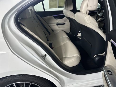 Certified 2024 Mercedes-Benz C 300 4MATIC Sedan image 17