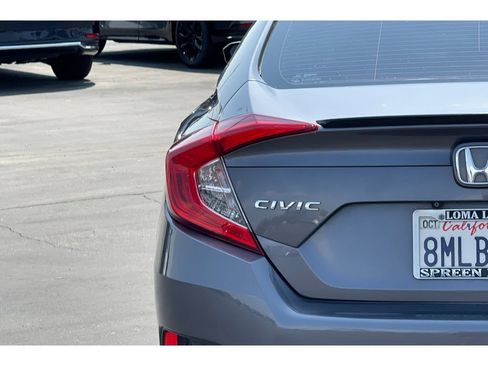 Used 2019 Honda Civic Sport image 14