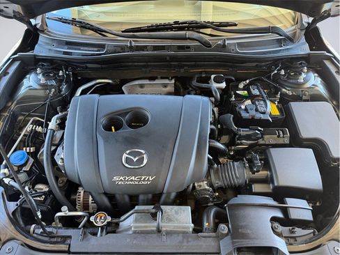 Used 2017 MAZDA MAZDA3 Grand Touring w/ Premium Equipment Package FWD image 8