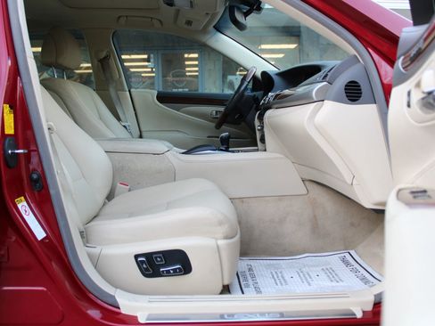 Used 2013 Lexus LS 460 image 7