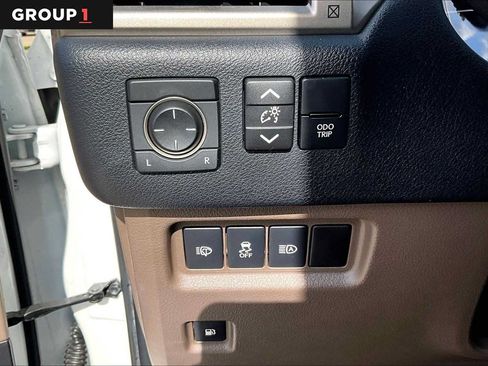 Certified 2020 Lexus GX 460 Premium AWD/4WD image 33