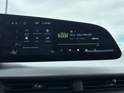 Used 2023 Lucid Air Touring AWD/4WD image 23