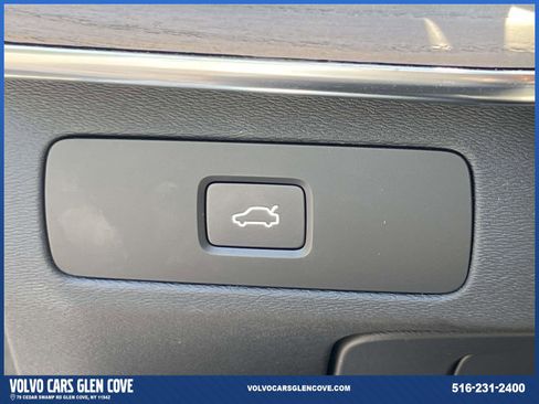 Used 2026 Volvo XC90 B6 Plus w/ Protection Package Premier AWD/4WD image 21
