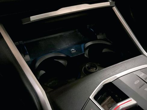 Used 2023 BMW 330e image 35