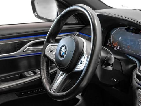Used 2020 BMW 750i xDrive w/ Executive Package AWD/4WD image 22