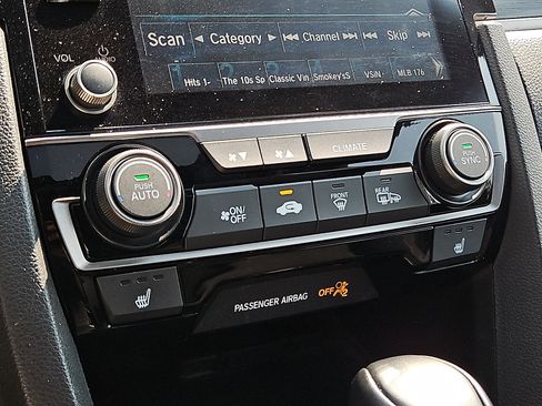 Used 2020 Honda Civic EX image 16
