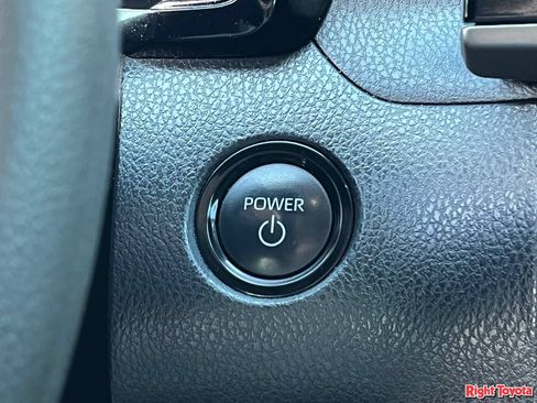 Used 2025 Toyota Camry LE AWD/4WD image 25