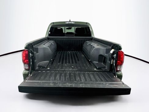 Used 2022 Toyota Tacoma SR5 w/ Trail Edition AWD/4WD image 27