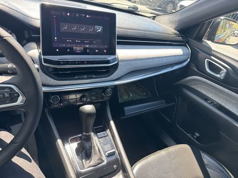 Certified 2023 Jeep Compass Latitude AWD/4WD image 25