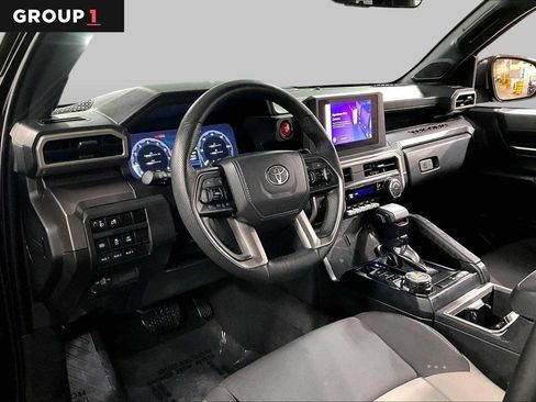 Certified 2025 Toyota Tacoma TRD Off-Road w/ TRD Off Road Upgrade Package AWD/4WD image 18