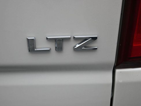 Used 2022 Chevrolet Silverado 1500 LTZ image 15