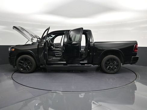 Used 2025 RAM 1500 Laramie w/ Night Edition RWD image 47