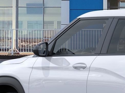 New 2026 Chevrolet TrailBlazer LS AWD/4WD image 12