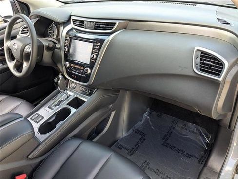 Certified 2024 Nissan Murano SV w/ SV Midnight Edition Package image 20