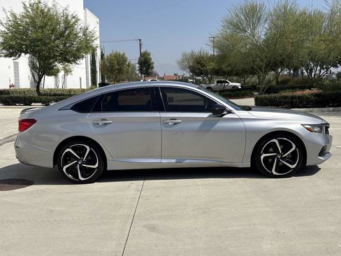 Used 2021 Honda Accord Sport Special Edition image 2