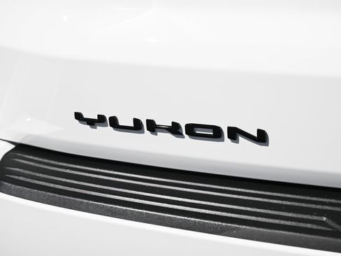 New 2026 GMC Yukon XL Elevation w/ Elevation Premium Package image 14