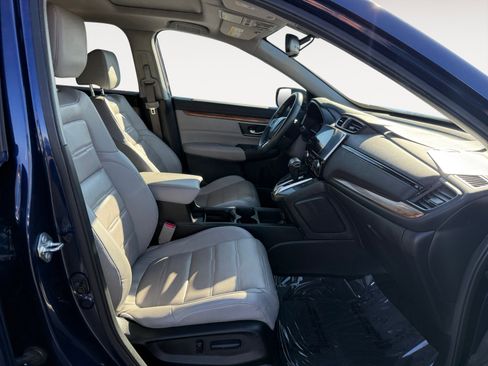 Used 2018 Honda CR-V Touring image 19