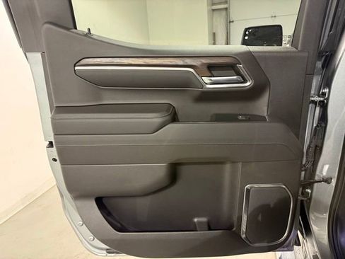 Certified 2023 GMC Sierra 1500 SLT w/ SLT Premium Package AWD/4WD image 24