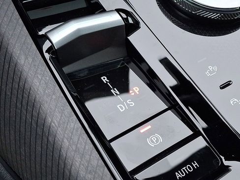 New 2026 BMW X3 xDrive30 w/ Premium Package image 13