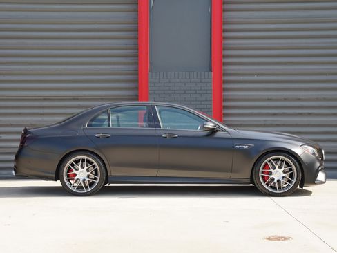 Used 2018 Mercedes-Benz E 63 AMG S image 10